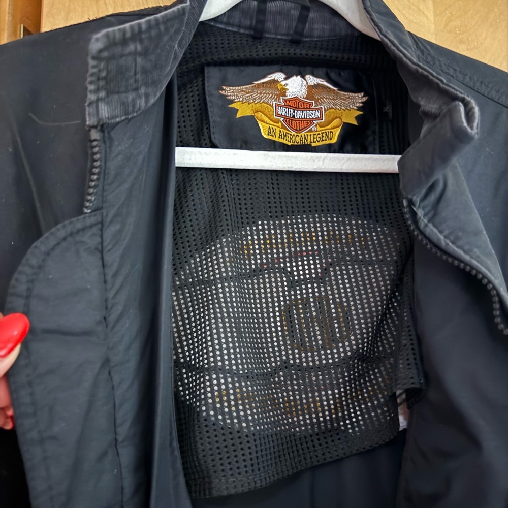 Harley-Davidson Black Bomber Jacket with Embroidered Emblem - Picture 3 of 4